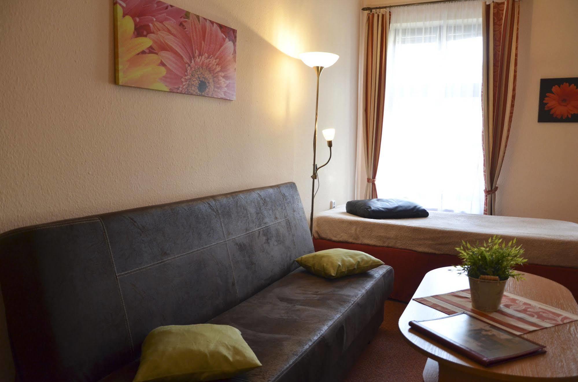 Hotel Paradies Teplice Dış mekan fotoğraf