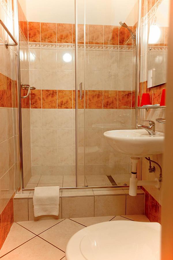 Hotel Paradies Teplice Dış mekan fotoğraf